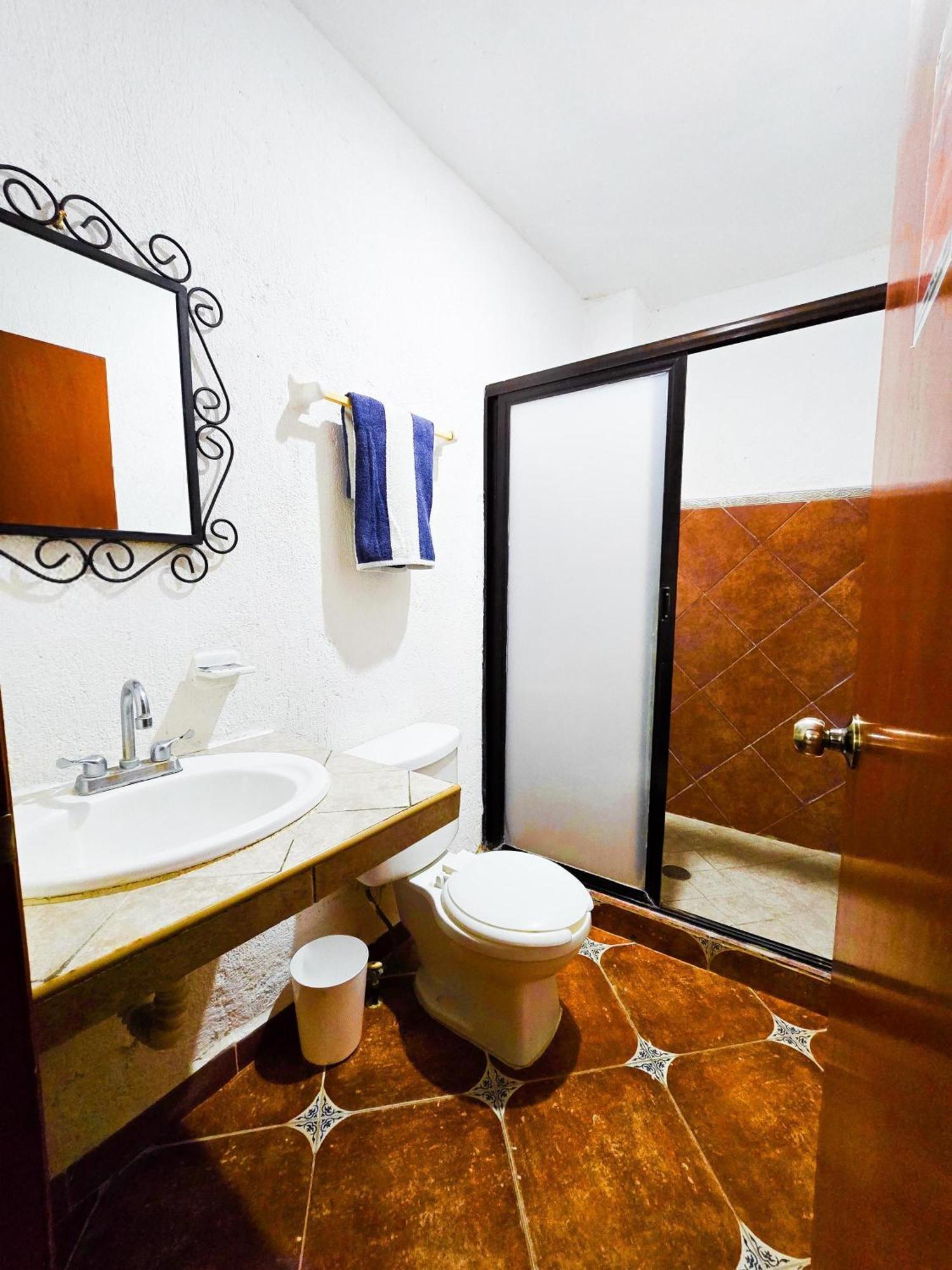 Tuxtla Gutiérrez Hotel Villa Esmeralda מראה חיצוני תמונה